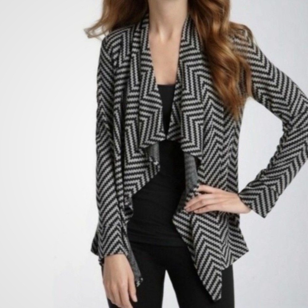 Trina Turk Gillespie Chevron Draped Waterfall Front Cardigan‎ Black & Grey 6